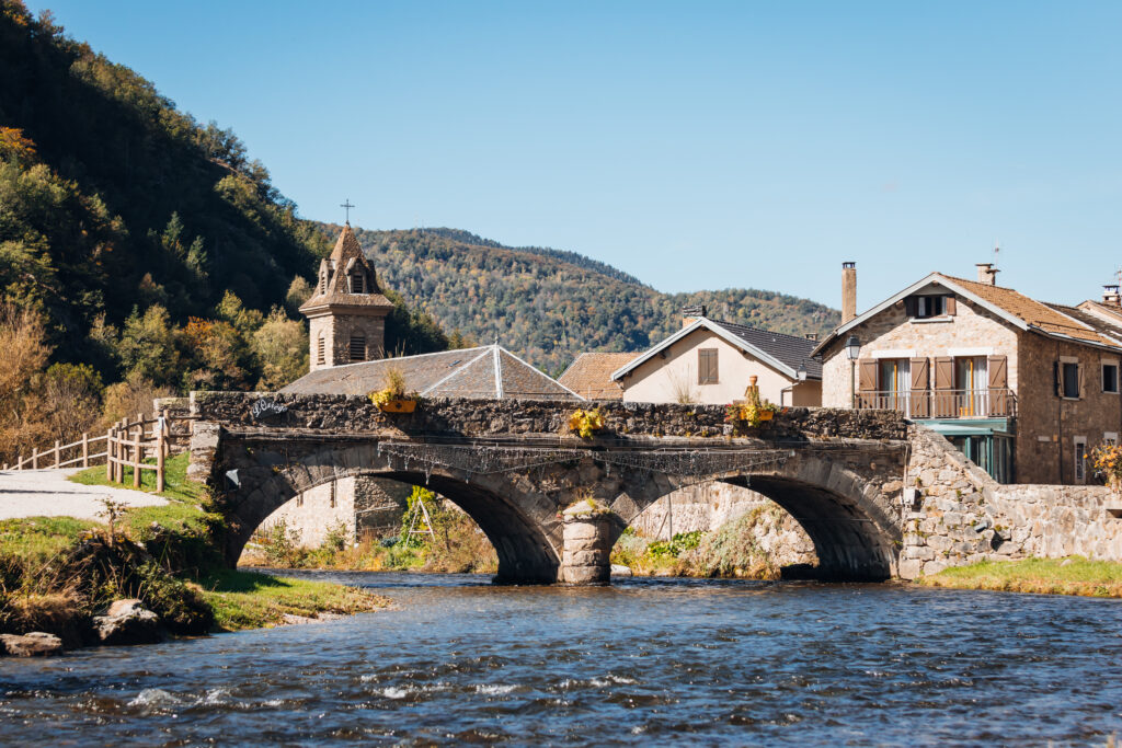 Le pont d’Orgeix, un témoin de l’histoire de la vallée