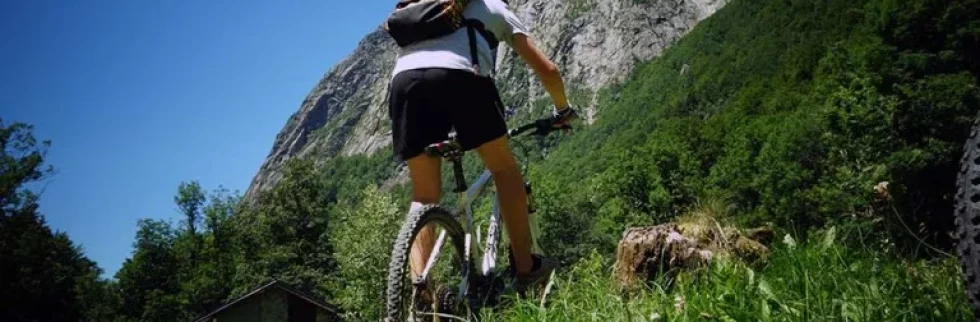 VTT-Montagne-Descente-Initiation-Orlu-Bureau-Guides-Ariege-Pyrenees-3-768x432-1
